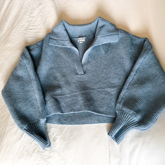 Beginning Boutique Sweaters - Beginning Boutique Cropped Blue Knit Sweater Size Medium